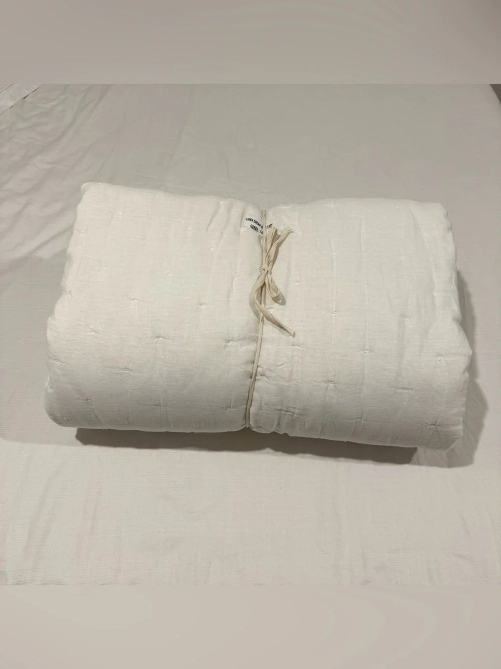 New Quince European Linen Dream Quilt Set Full/Queen - White MSRP $204